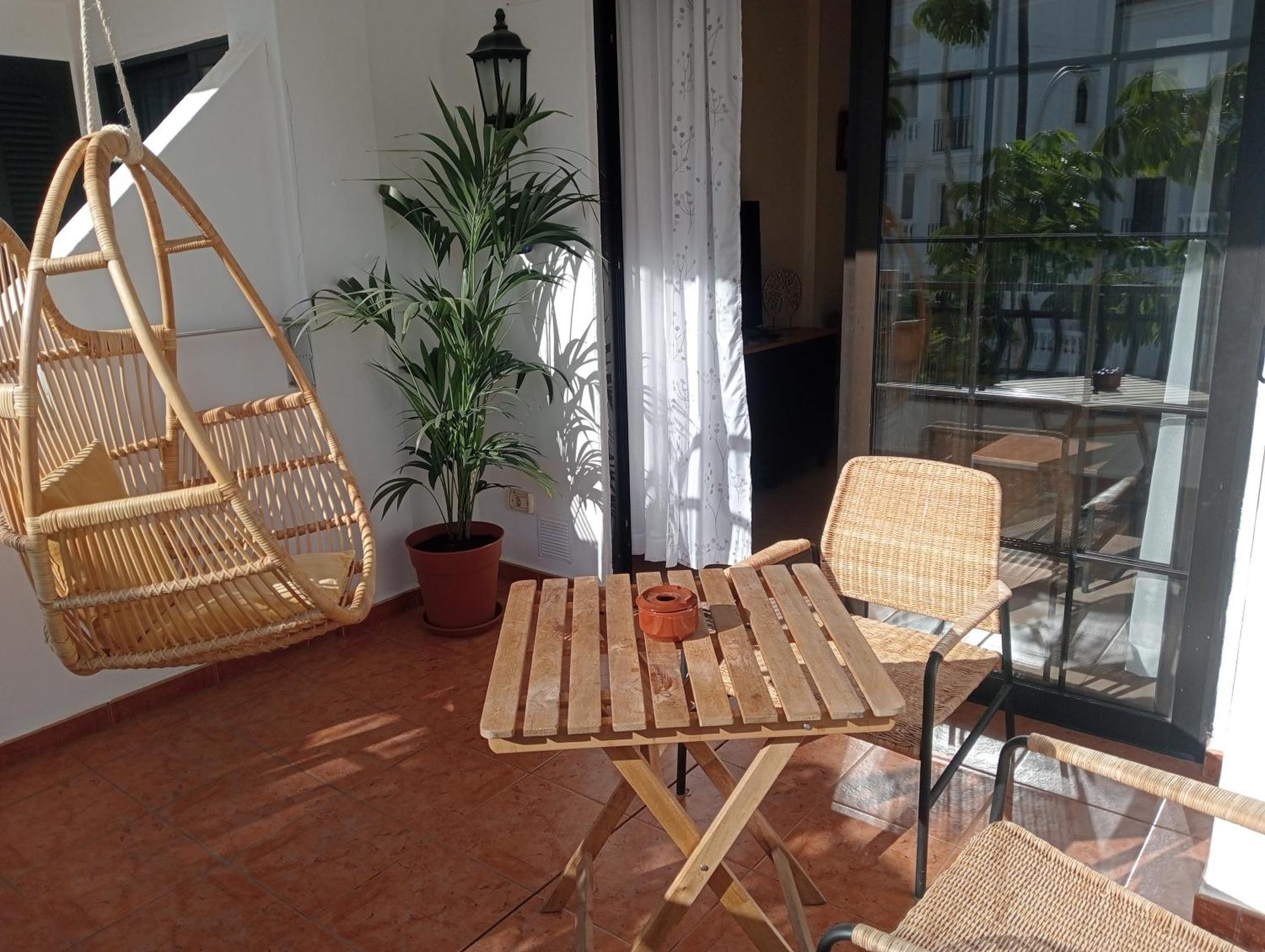 Greatly Located Apartment With Heated Pool, Los Cristianos Los Cristianos  Dış mekan fotoğraf