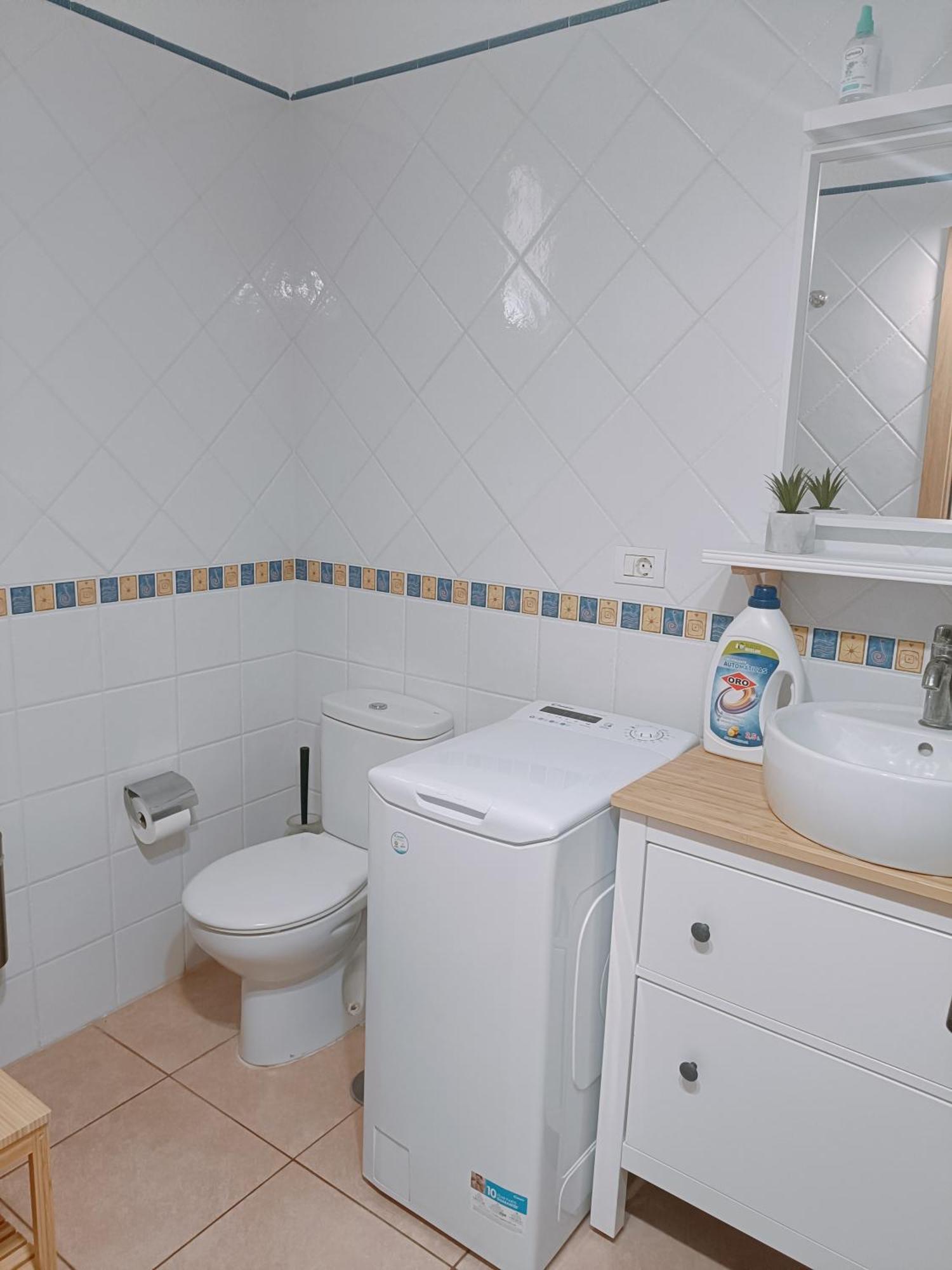 Greatly Located Apartment With Heated Pool, Los Cristianos Los Cristianos  Dış mekan fotoğraf